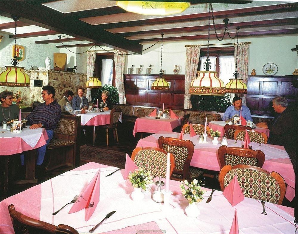 Hostel Zum Loewen 托特莫斯 外观 照片