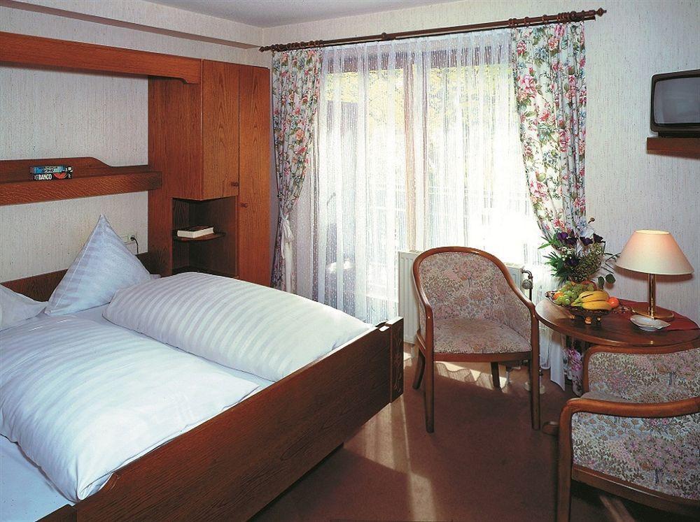 Hostel Zum Loewen 托特莫斯 外观 照片